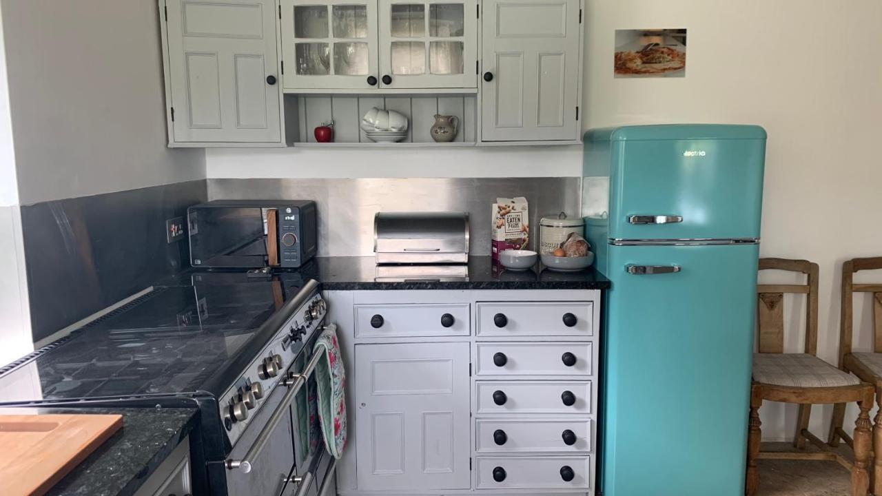 Вилла Spacious With Spectacular Views And Private Garden Бакстон Экстерьер фото