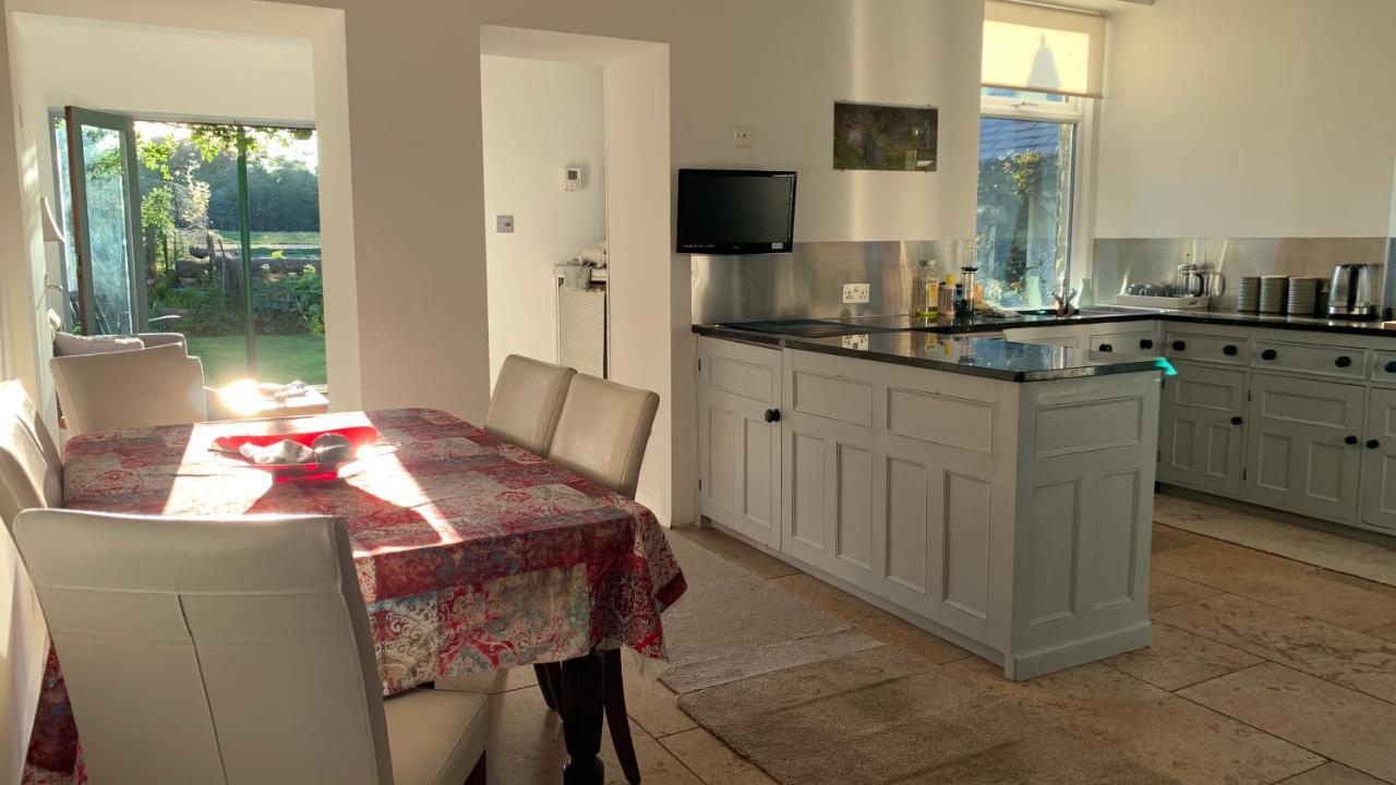 Вилла Spacious With Spectacular Views And Private Garden Бакстон Экстерьер фото