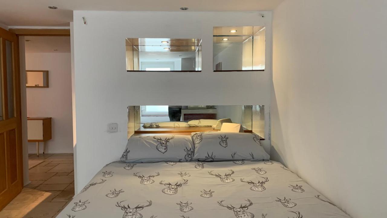 Вилла Spacious With Spectacular Views And Private Garden Бакстон Экстерьер фото